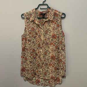 🌻  H&M button down sleeveless blouse size 10